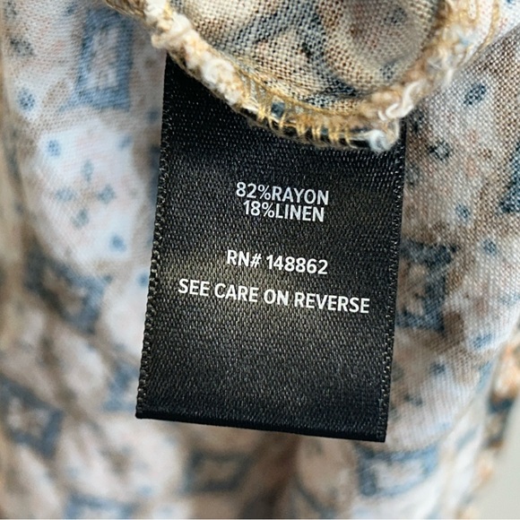 Torrid 2X Geometric Print Sleeveless Tank Top Pockets Vneck Brown Blue Travel - Picture 7 of 13